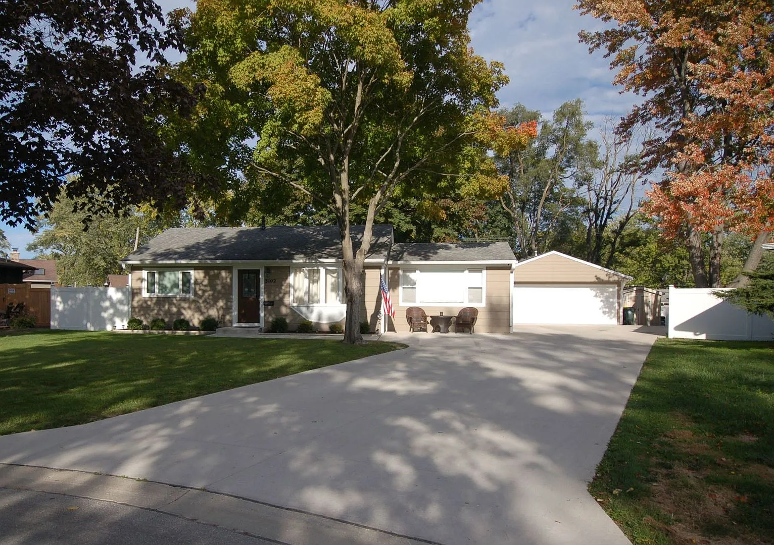 3102 Dove Ct photo 1