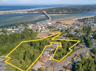 500 SW Cedar St, Waldport, OR