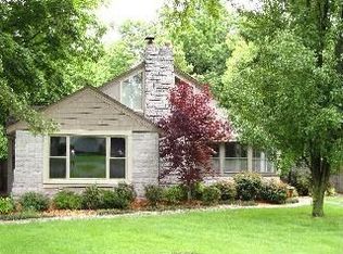 1160 S Dollison Ave, Springfield, MO 65807