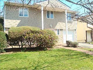 1st image of 3015 Bellmore Ave