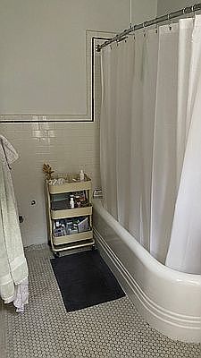 2nd image of 158 Bedford Ave #1