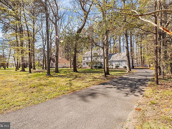 3rd image of 6262 White Cove Dr