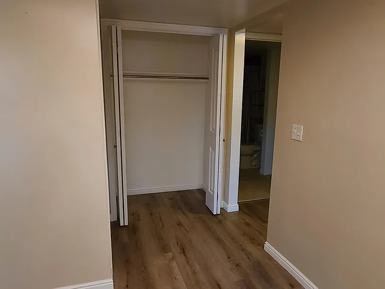 335 Peach Ln — Photo 12