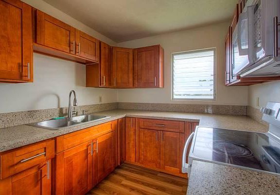3rd image of 346 Kauila St APT 204