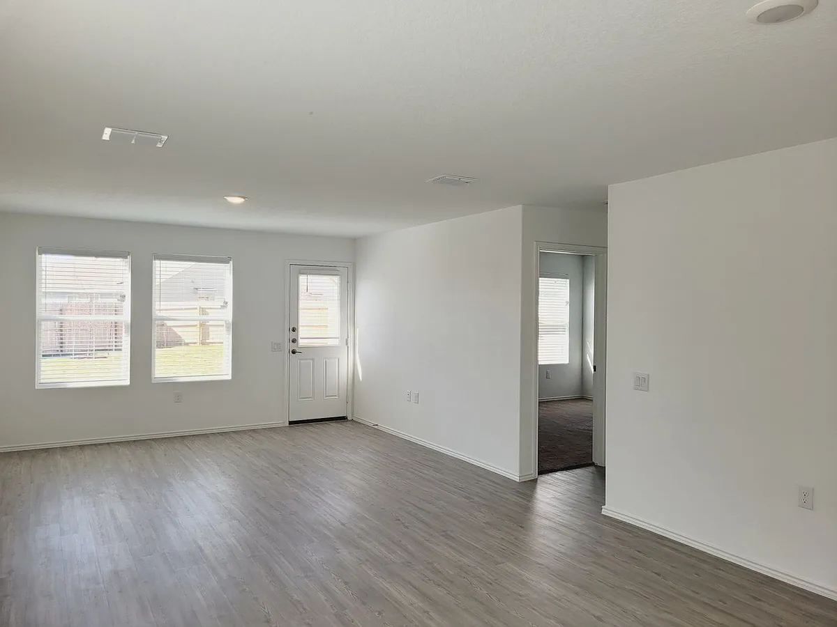 Building Photo - 10107 Kersey Ml