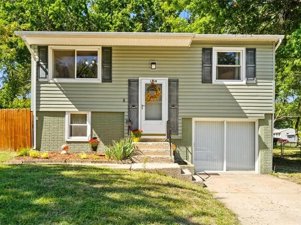 1710 N Arapaho Ct, Independence, MO 64058