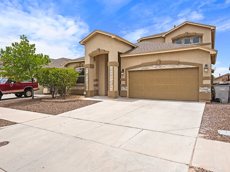 12540 Arrow Weed Dr — Photo 2