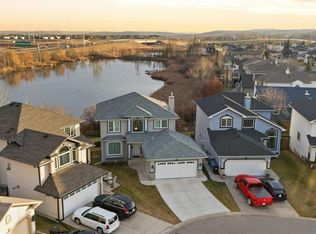 129 N Bridlecreek Grn SW, Calgary, AB T2Y 3N6