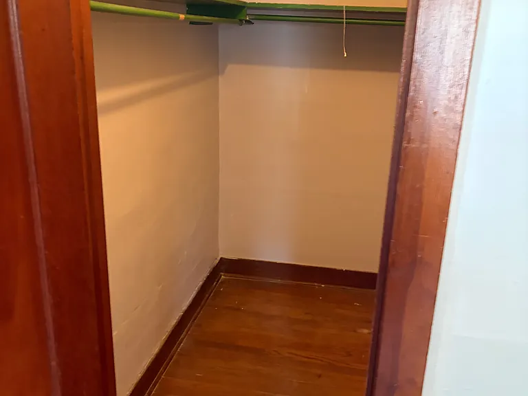 110 N Saint John Ave — Photo 11