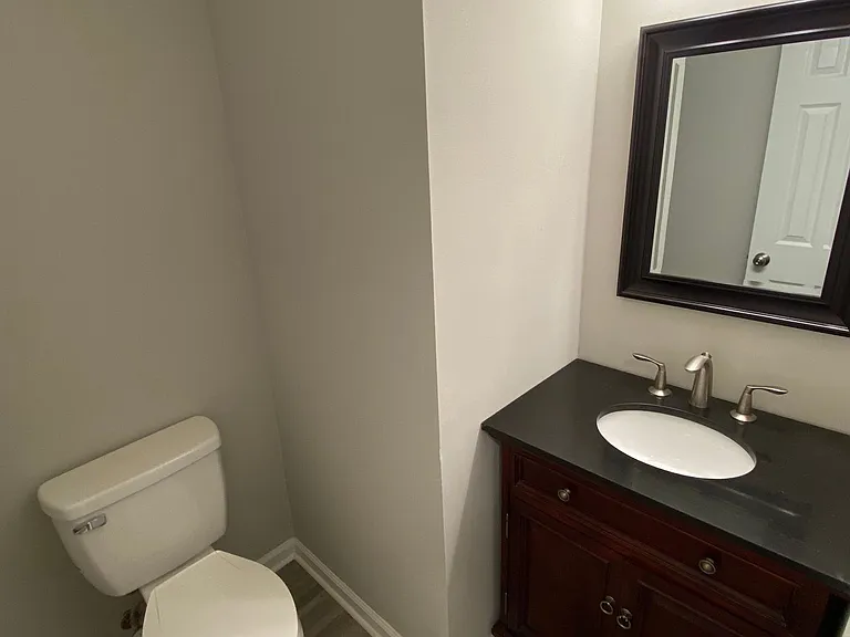 423 Frazier St — Photo 12