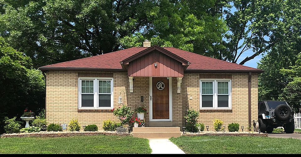 1st image of 2623 Benton St