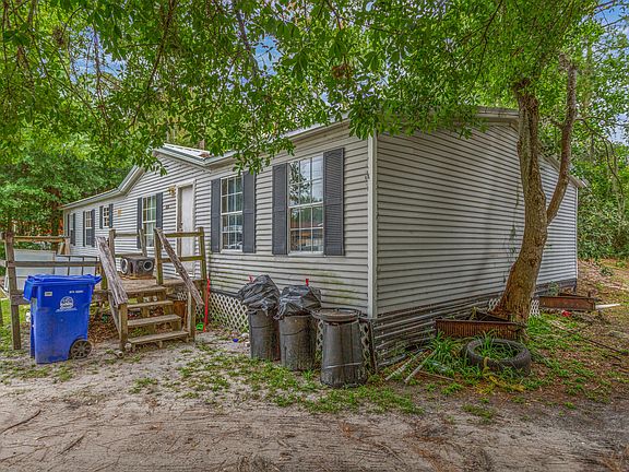 4th image of 1080 Puryear St