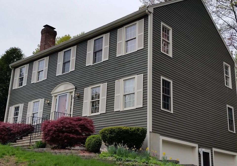 2nd image of 76 South St