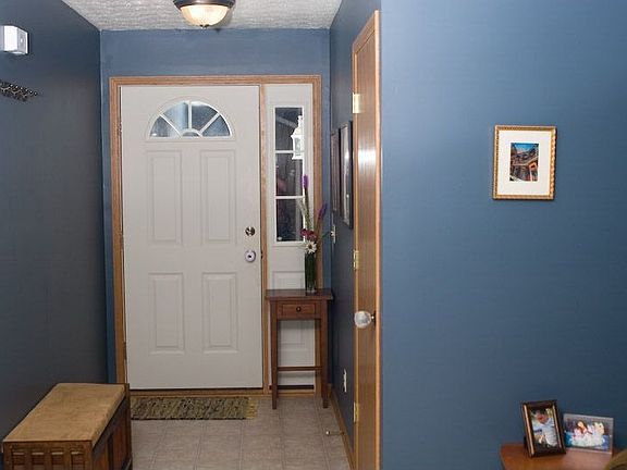 Entry way