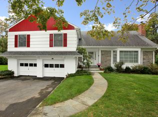 27 Stratton Rd, Scarsdale, NY 10583