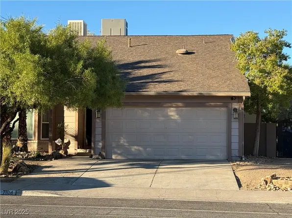 7104 Carmen Blvd, Las Vegas, NV 89128