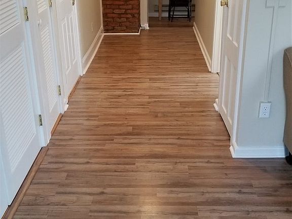 3rd image of 190 Circular St #3