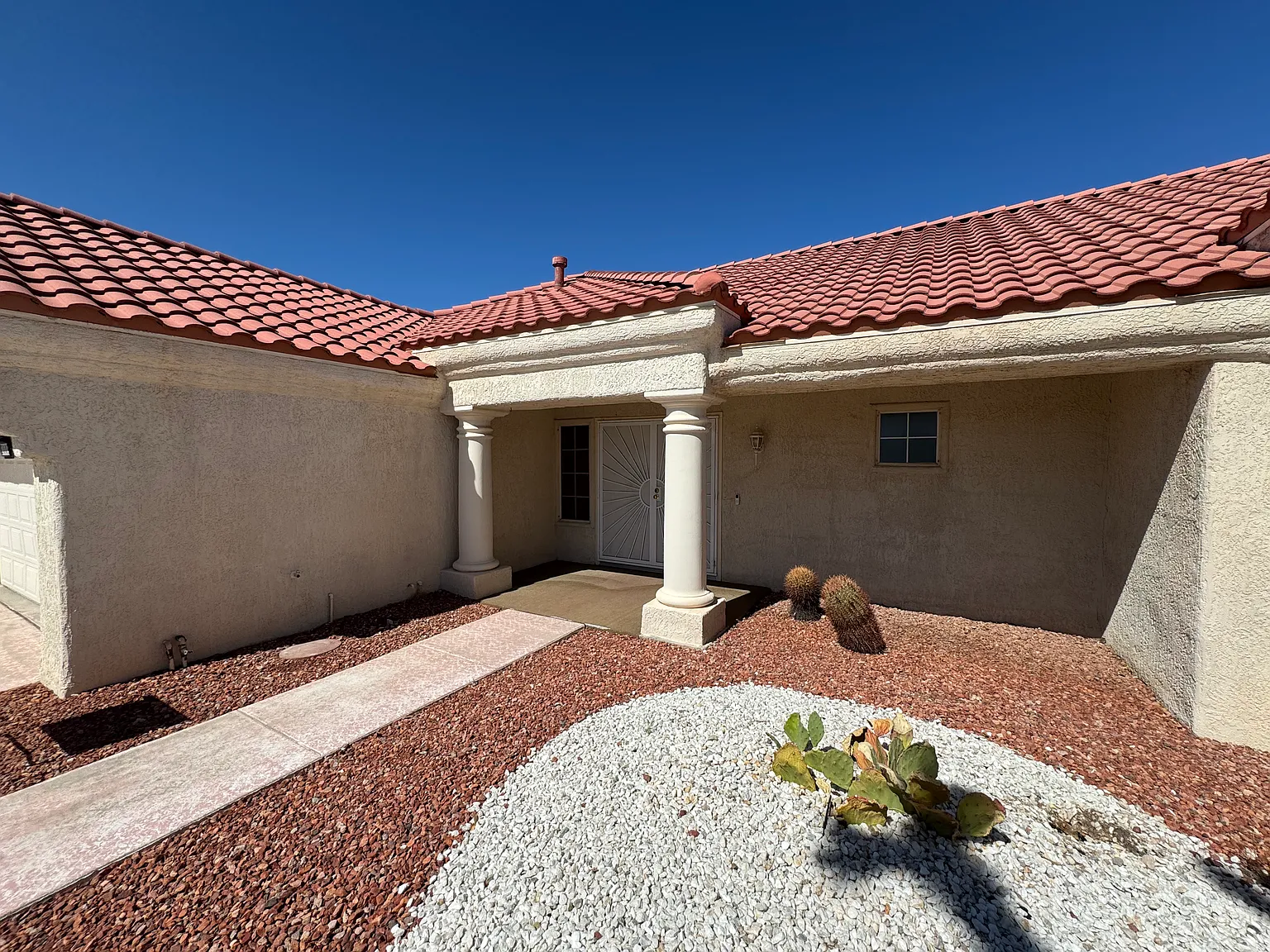 3009 Redington Dr — Photo 3