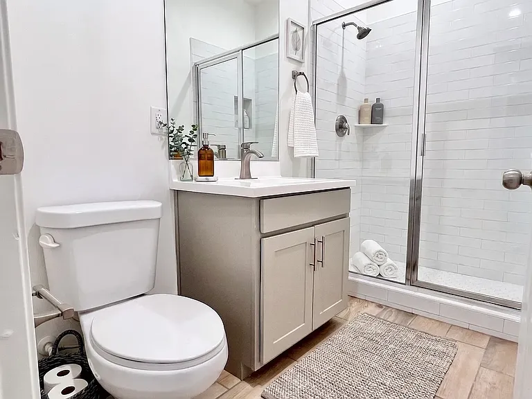 3434 N Longview Ave #11 — Photo 23