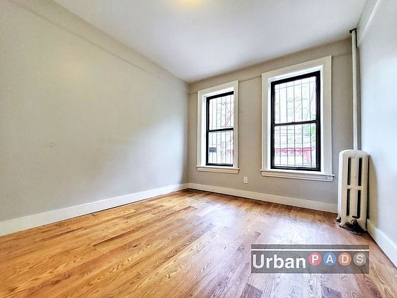 3rd image of 1421 Lincoln Pl #1