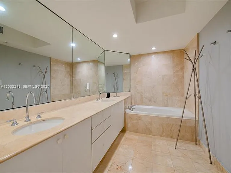 6917 Collins Avenue Cu #815 — Photo 14