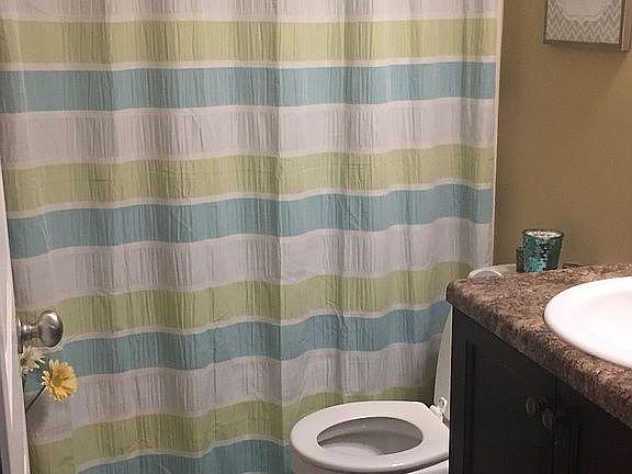 2nd bathroom