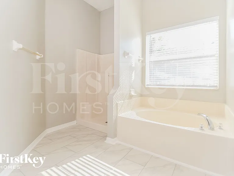 161 Point Pleasant Dr — Photo 12