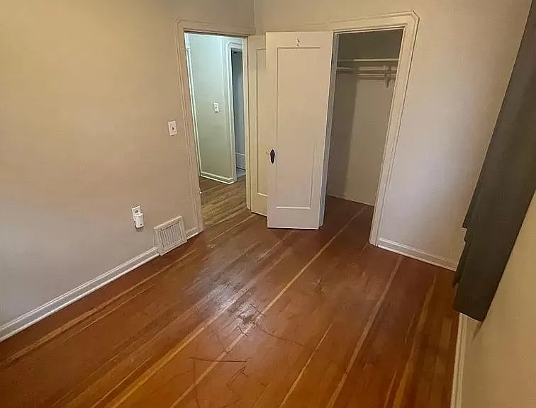 719 Cottage St NE — Photo 9