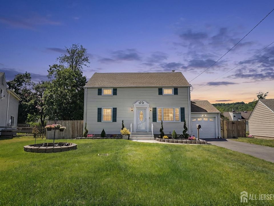 1st image of 37 Glen Ct