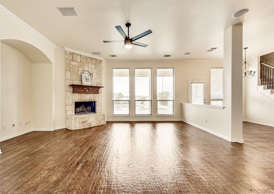 1st image of 540 Alexander Ln