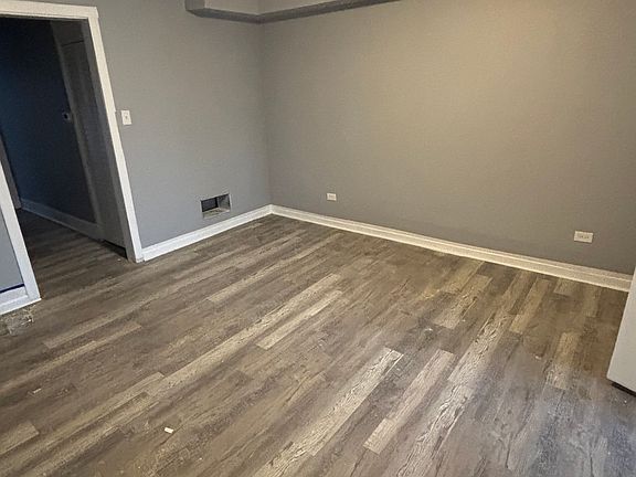 3rd image of 6822 S East End Ave #2N