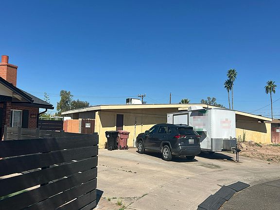 3rd image of 7726 E Portland St