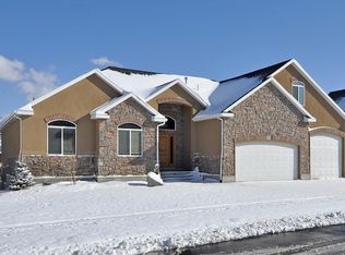 15637 S Thunder Gulch Dr, Bluffdale, UT 84065