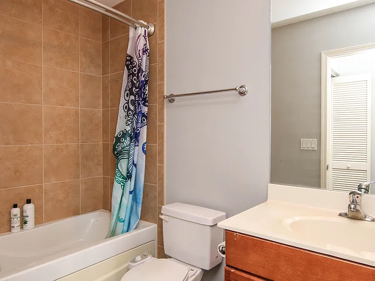 1841 S Calumet Ave #1902 — Photo 15
