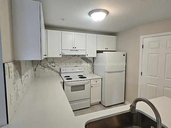 4th image of 7800 Point Meadows Dr APT 934