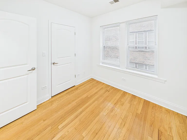 7403 N Hoyne Ave #2 — Photo 18