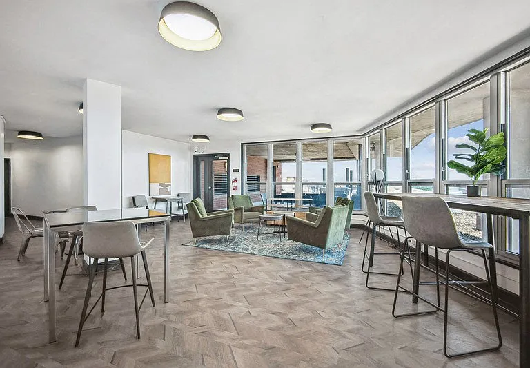 RiverHouse — Photo 102