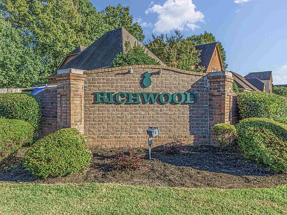 2nd image of 4250 Thunderstone Cir W