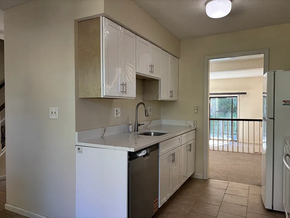 180 Conestoga Way