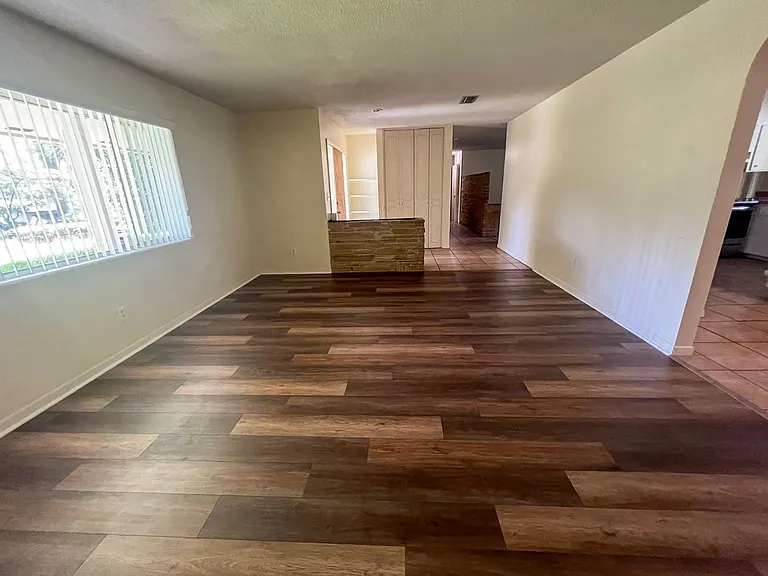3524 NW 12th Ave — Photo 4