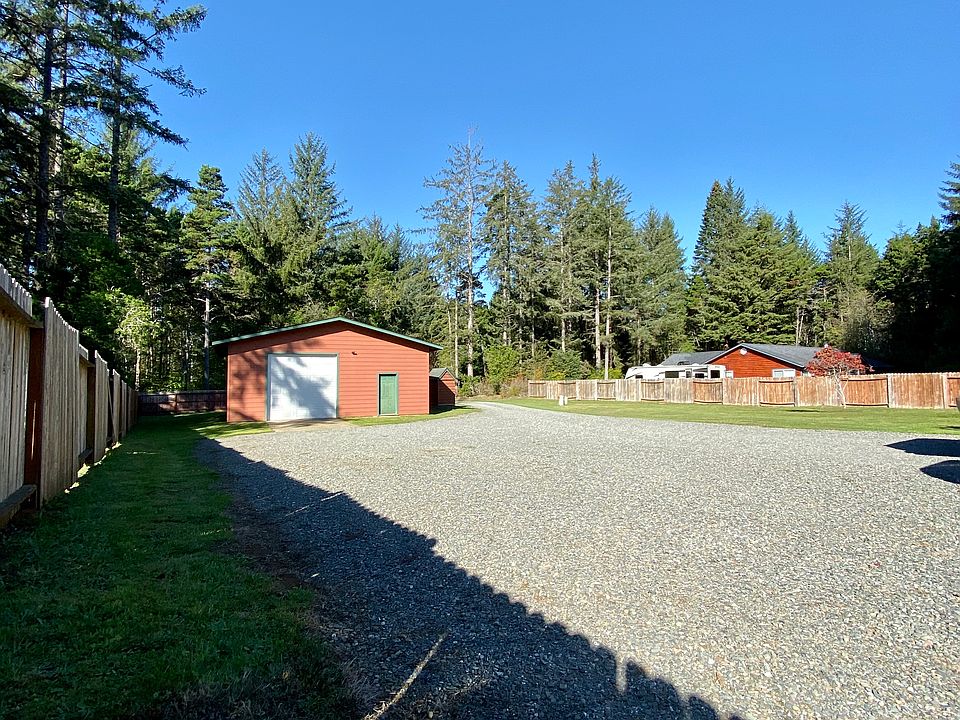 2nd image of 145 Blueberry Ln