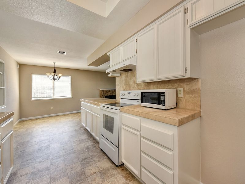 1st image of 3020 Argonaut Ave
