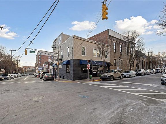 4th image of 201 16th St