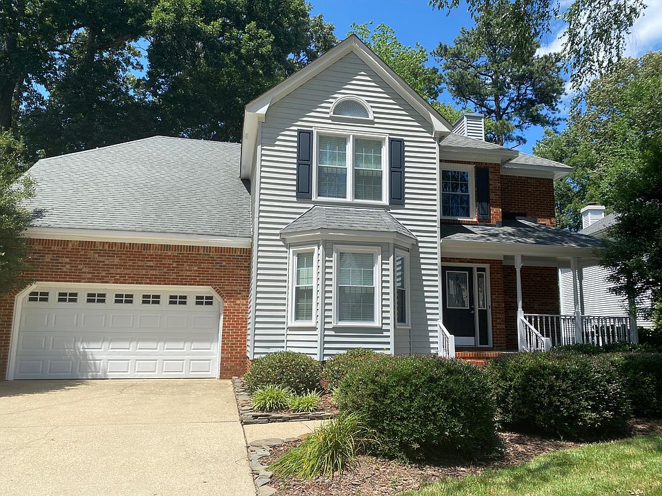 1st image of 115 E Wedgwood Dr