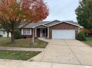 1045 Mayberry Ln #1045, Galesburg, IL 61401
