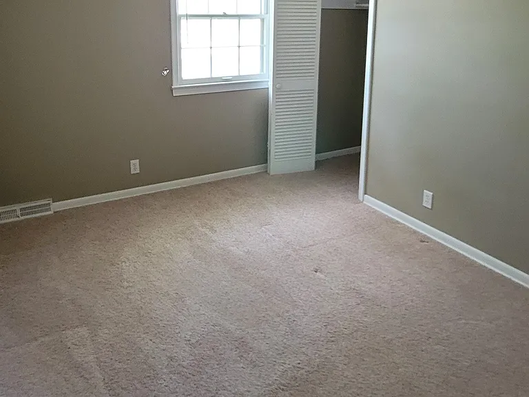 4829 Parkview Dr — Photo 6