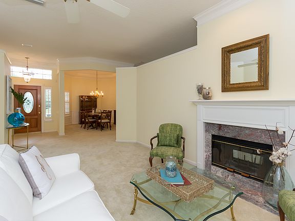 5th image of 1568 Harbour Club Dr