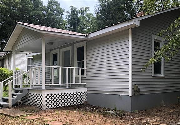 3rd image of 811 Newbern Ave