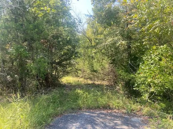 225 Bancroft Rd, Gaffney, SC 29340