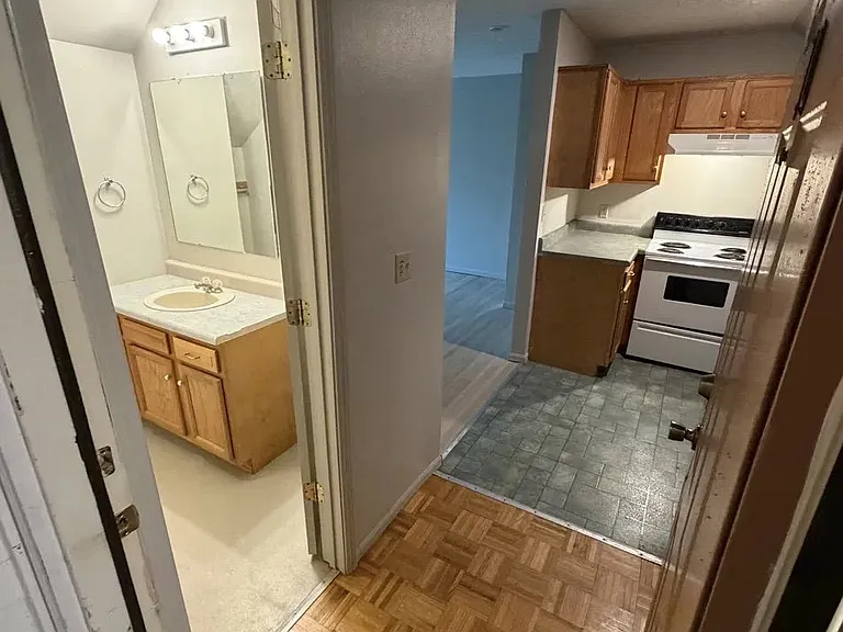 1 bed, 1.0 bath, $625 — Photo 3